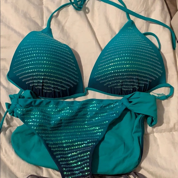 Assorted bathing suits - Picture 4 of 5